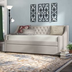 Day Bed w/ Trundle