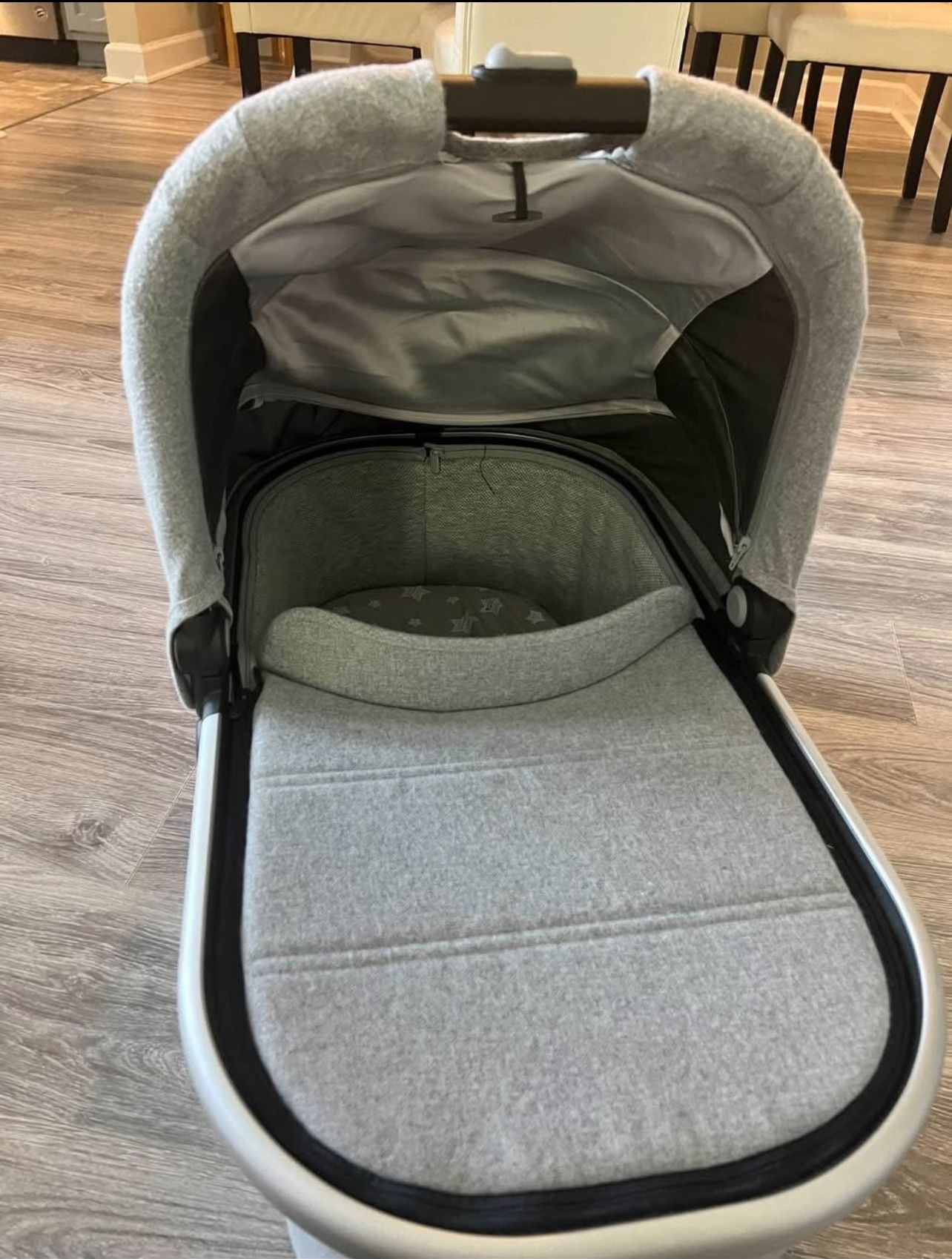 Uppa Baby Bassinet Stella Grey