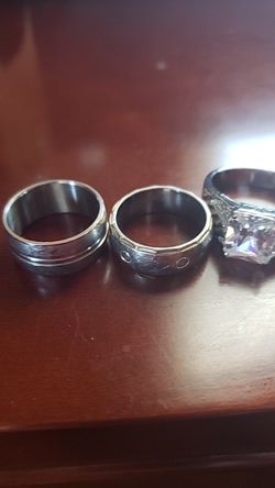 3 rings great condition