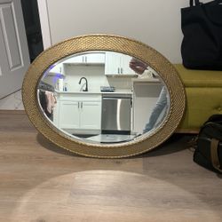 Mirror Oval Gold Frame