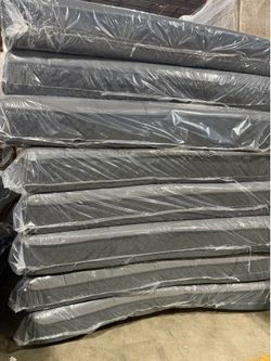 King size mattress free delivery 🚚