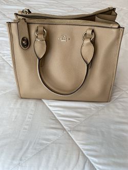 COACH Tote Bag 💼
