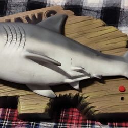 Vintage 2000 Singing Jaws Shark 