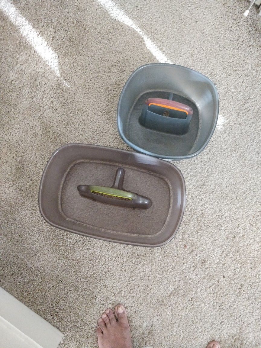 2 Cassabella Utility Caddies