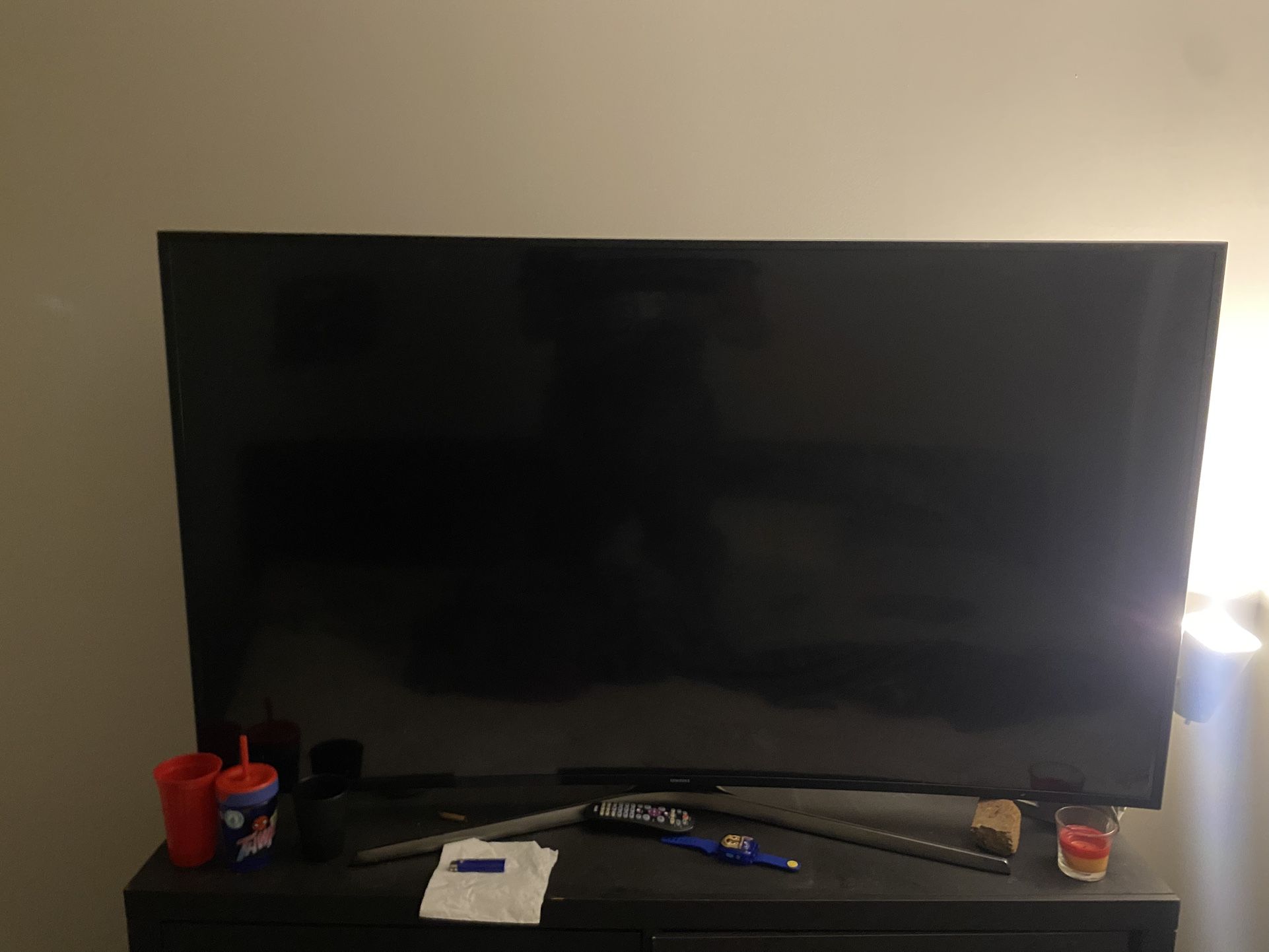 65 Inch Curve Samsung Tv $200 *No Remote 