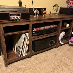 Tv stand 