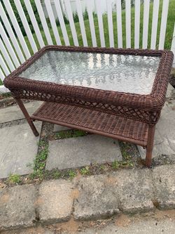Indoor outdoor glass top coffee table