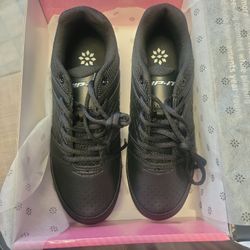 New Rip-It Diamond Softball Cleats For Girls 5.5 Black 