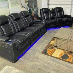 🍂$39 Down Payment 🍂PARTY TIME POWER RECLINING SET
by Ashley