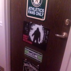 5 Metal Signs 