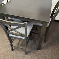 5pc Dining Room Table Set 