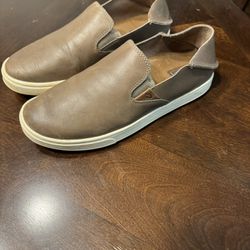 OluKai Pehuea Loafers Womens Leather Slip On Shoes in Fox Brown Size 8