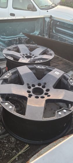 Set Of 5 20inch XD Rockstar Rims 5 Lug Universal 