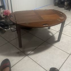 Goryus Center Table