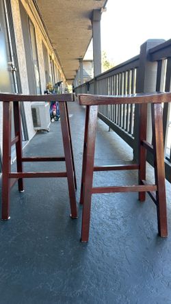 Bar stool