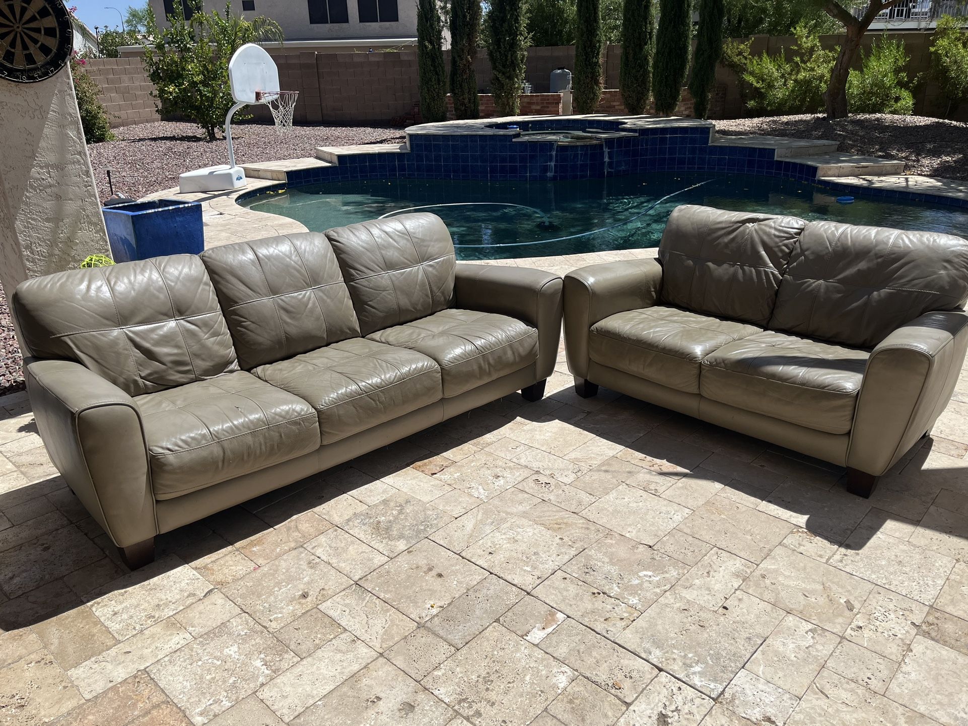 Sofa Set - FREE