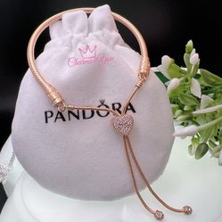 Pandora style adjustable bracelet in 925 silver.