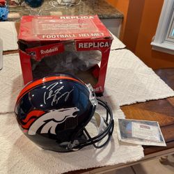Peyton Manning Autographed Denver Broncos Helmet 