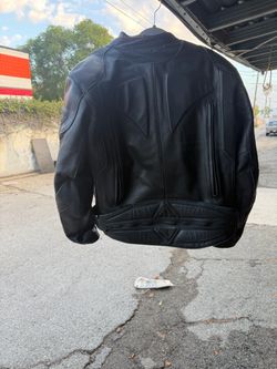 Motorcycle jacket with padding