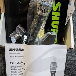 Shure BETA 87A Studio Grade Vocal Microphone with Built-in Pop Filter - Single Element Supercardioid Condenser Mic with A25D Mic Clip and Storage Bag