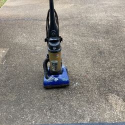 Vacuum Good Condishon Used.