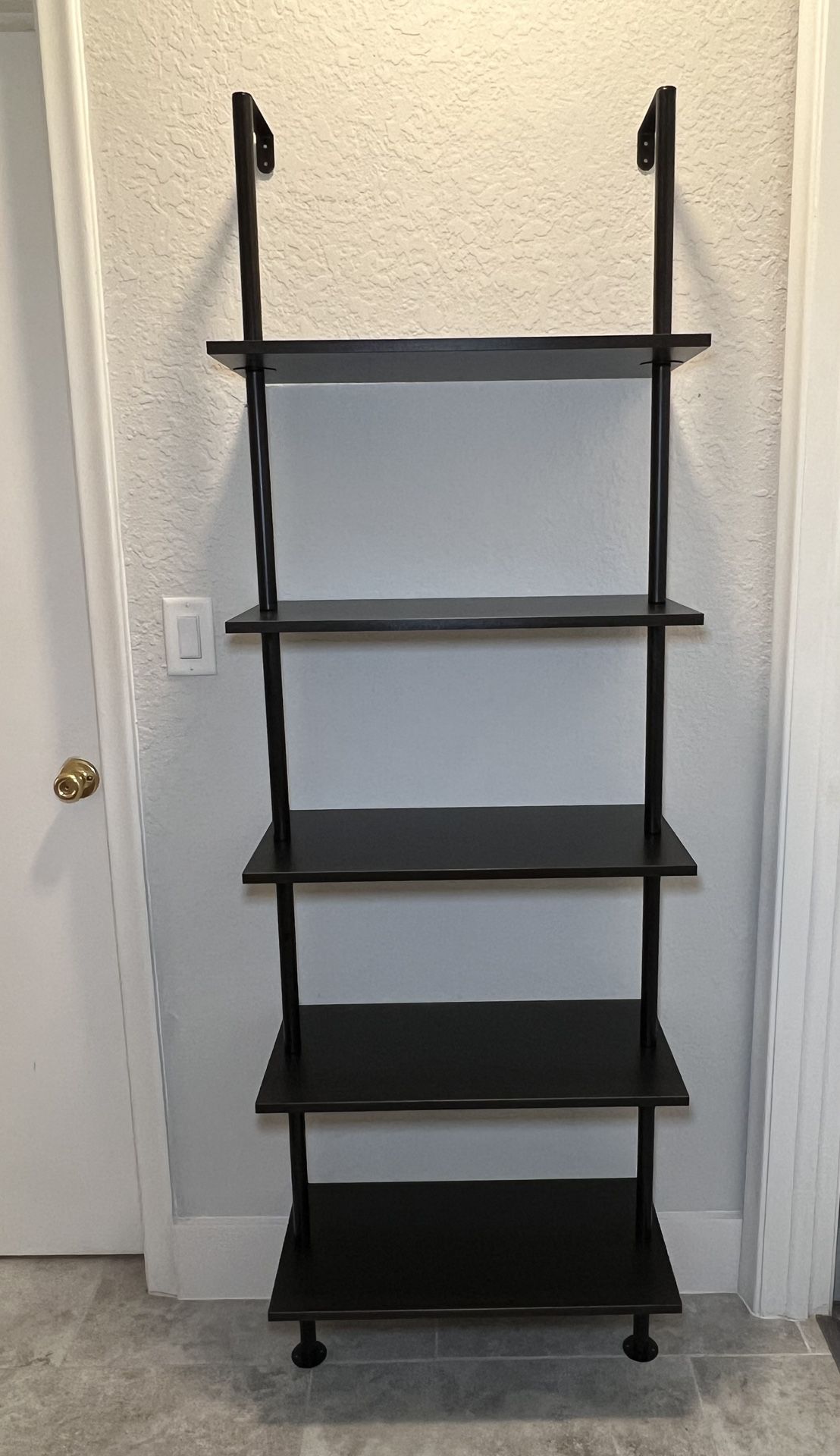 NEW - Ladder Bookshelf / Shelf Unit / Storage Shelves - 5-Tier - Black metal frame with espresso shelves 