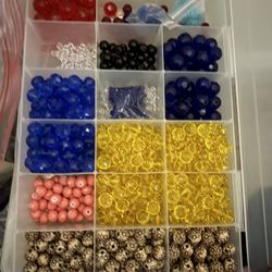 Cuentas Checas De Colores (chaquiras  De Colores )