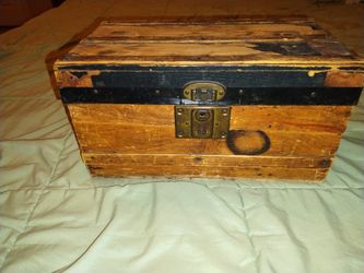 Cass Toys Antique Chest