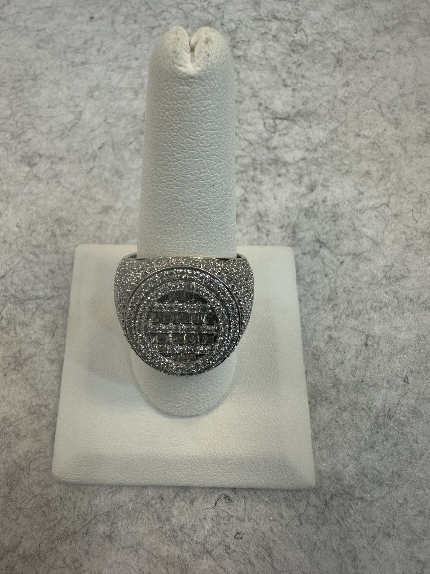 10k Yellow Gold 1.50ct tw Diamond Ring