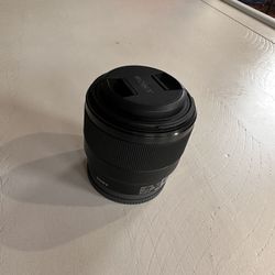 Sony FE 1.8 50mm Lens