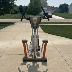 Yowza Fitness Elliptical Machine