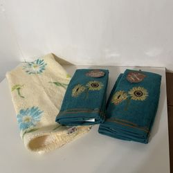 Great Little Towels Never Used 
