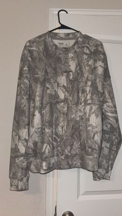 Large Hollister Camo Long sleeve