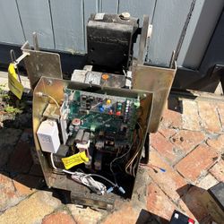 Electric gate stuck or not opening? Fast solution for motor, chain, and sensor issues