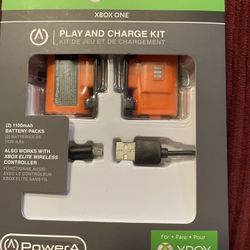PowerA Play & Charge Kit For Xbox One