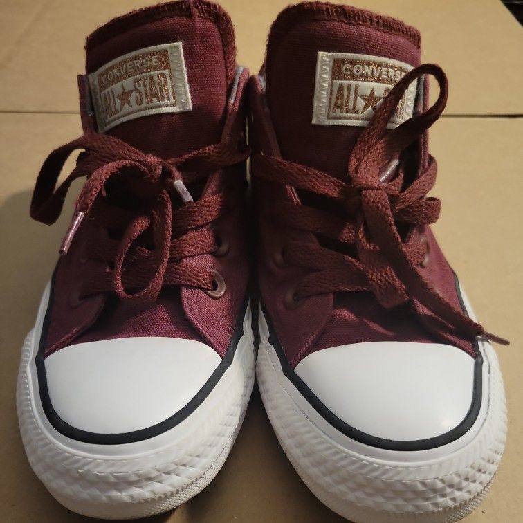 Converse All Stars, Size 5 Girls/boys