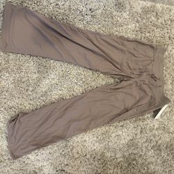 Woman’s Size 12 Lululemon Pants