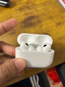 🎧 Apple AirPods Pro (2nd Generation) - Excellent Condition