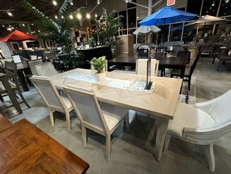Light Wood Dining Table with Chairs