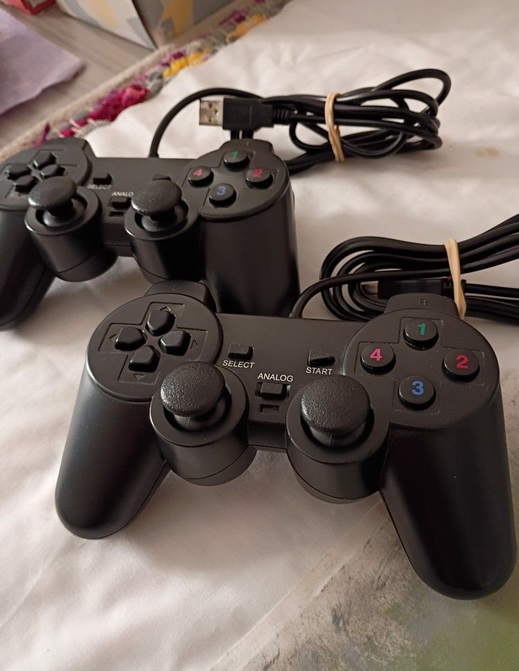 2 Dual Joystick USB Gaming Controllers For PC Windows
