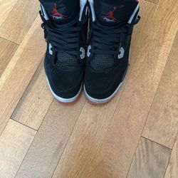 Jordan 4 Breds
