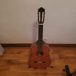 Yamaha  Accustic Guitar  Read Description 