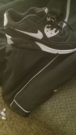 Nike Air Max Shoes, New , Women 7.5