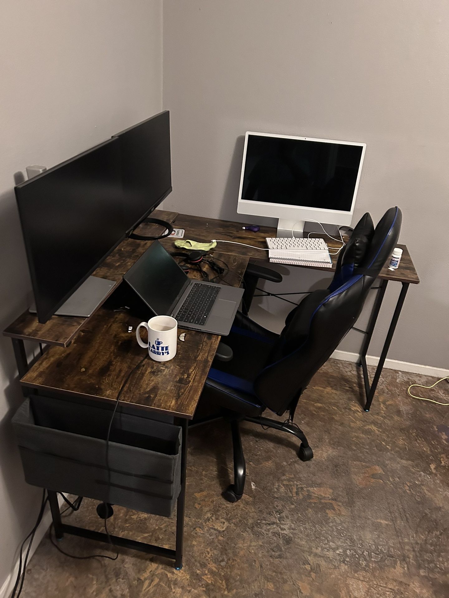 Desk for Sale in Austin, TX OfferUp