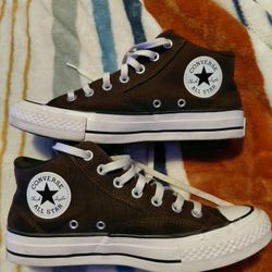 Converse Chuck Taylor Men Size 8