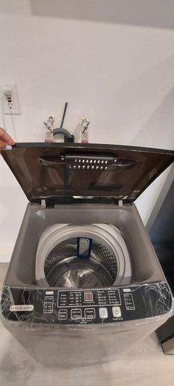 General APPLIANCES: A/C, Stove, Microwave, Washer, Fridge