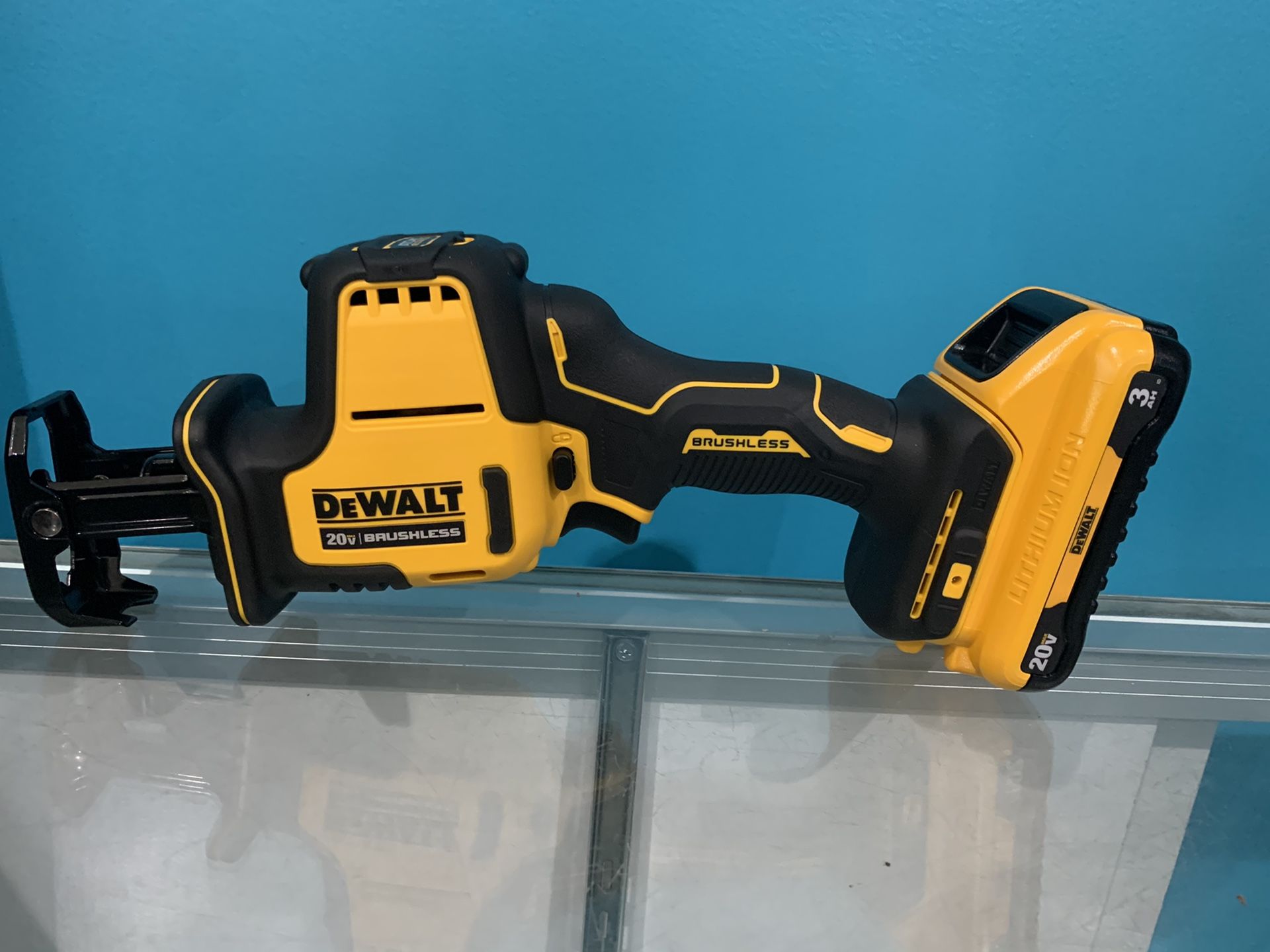 Dewalt Atomic 20v Max Dewalt Compact Reciprocating Saw