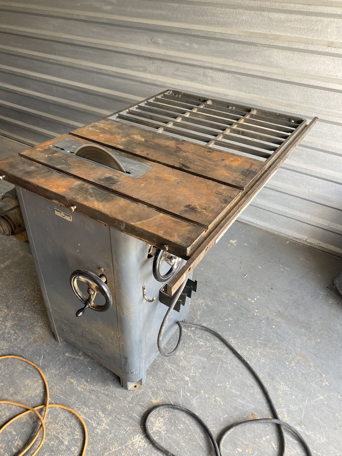 Atlas press company table saw model 3160 for Sale in San Antonio, TX