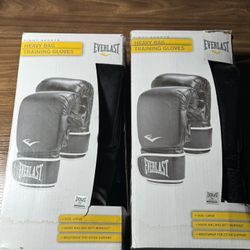 2 pairs Everlast boxing gloves,