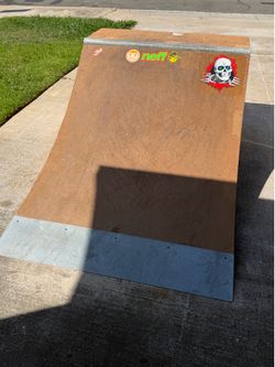 Quarter pipe